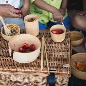 wooden picnic bowls and cups