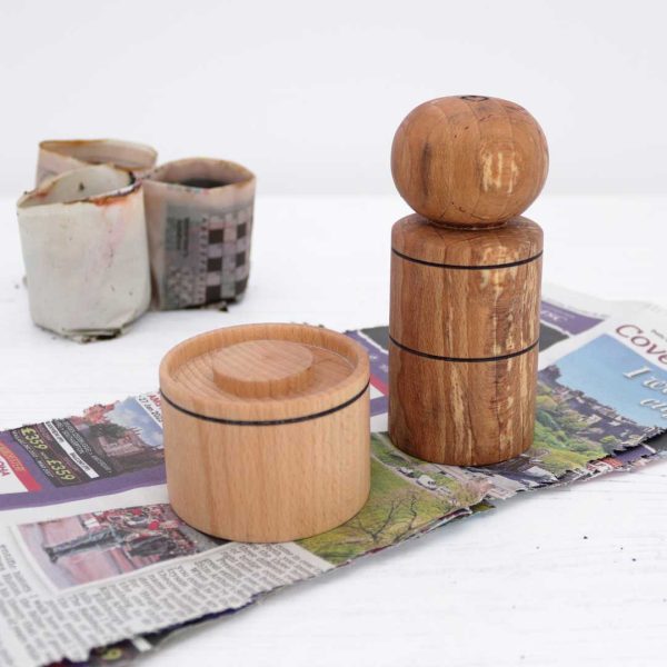 seed pot mould and newspaper strips
