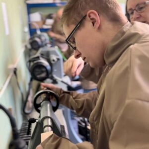 Beginner Woodturning Course - Image 3