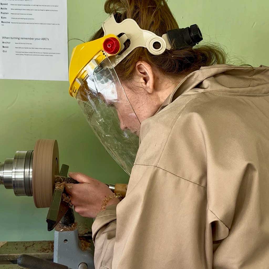 Learn to woodturn safely