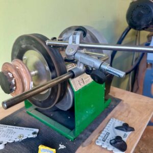 honing a bowl gouge on the tormek leather wheel